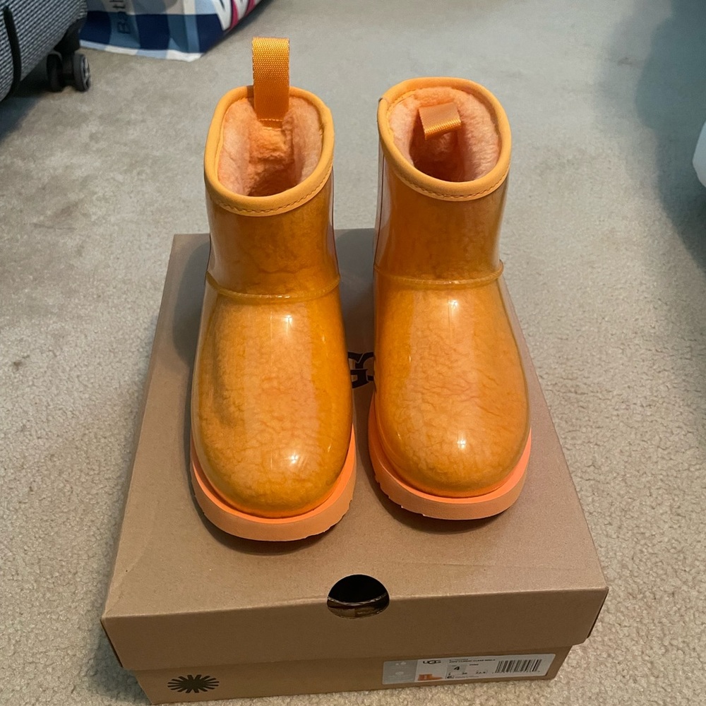 Kids classic clear mini ugg boots